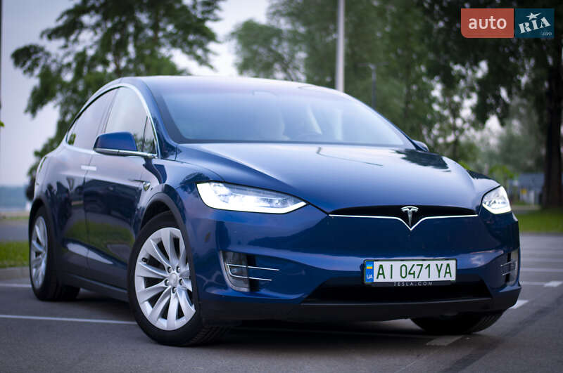 Tesla Model x (2017)