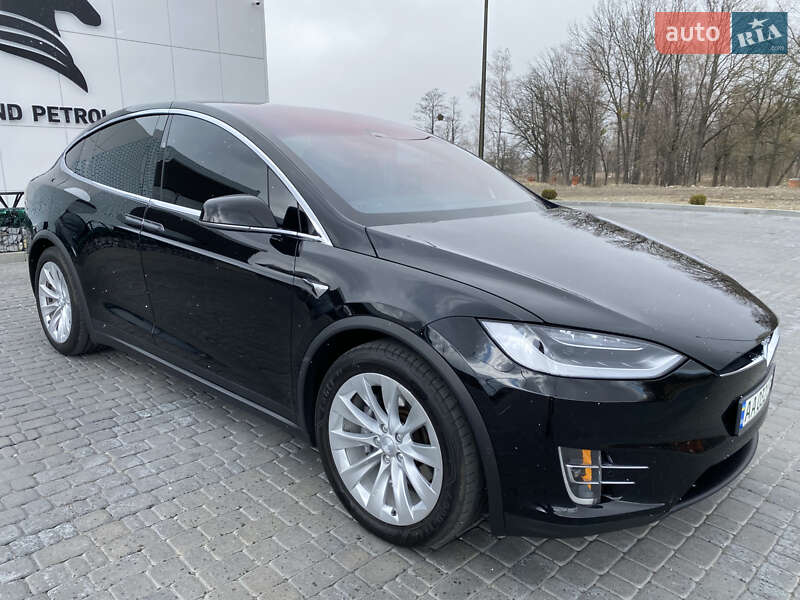 Tesla Model x (2017)