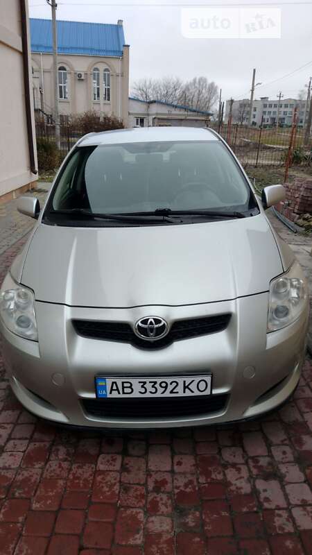 Toyota Auris (2008)