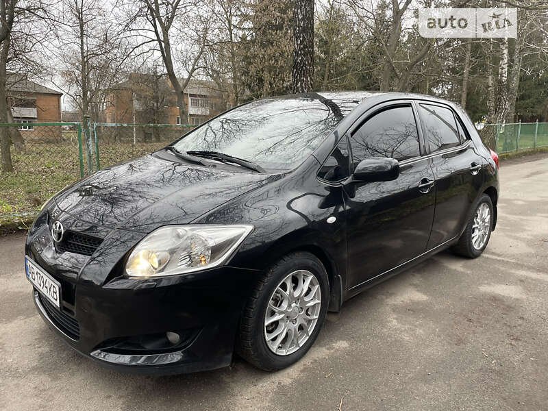 Toyota Auris (2007)