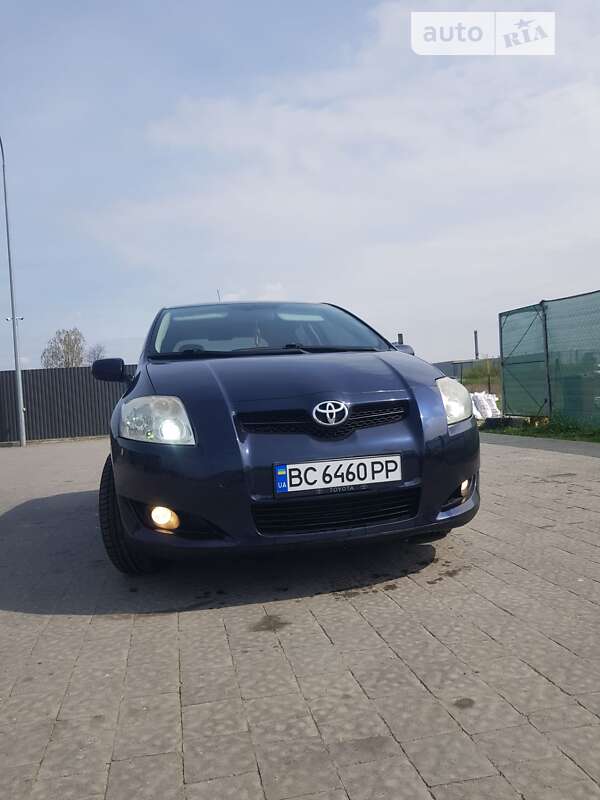 Toyota Auris (2008)