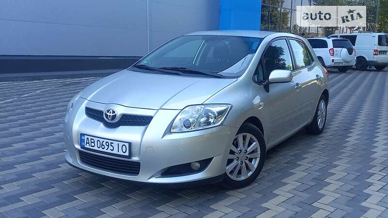 Toyota Auris (2006)