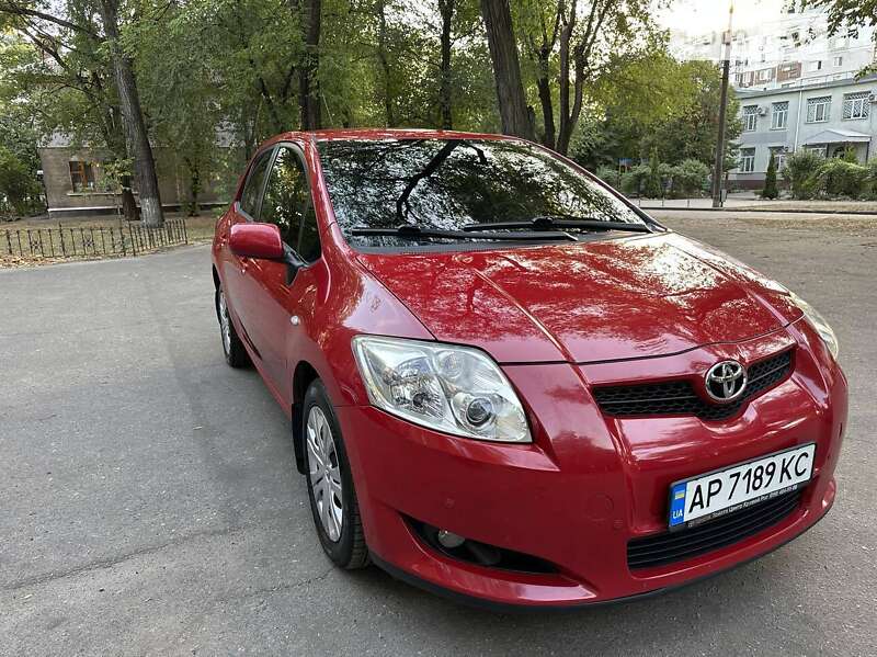 Toyota Auris (2008)