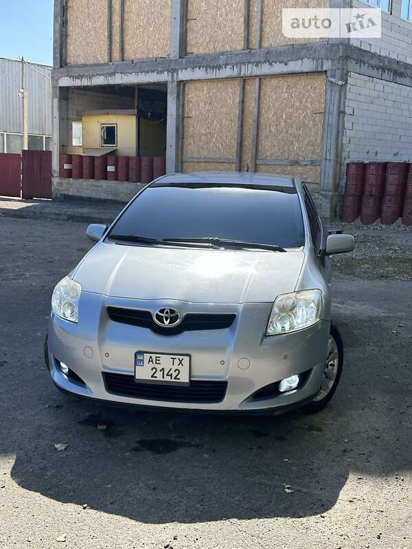 Toyota Auris (2008)