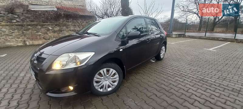 Toyota Auris (2008)