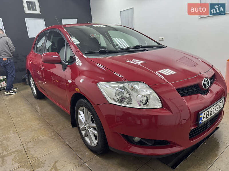 Toyota Auris (2009)