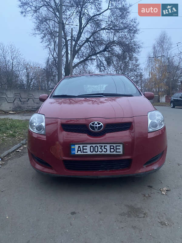 Toyota Auris (2007)