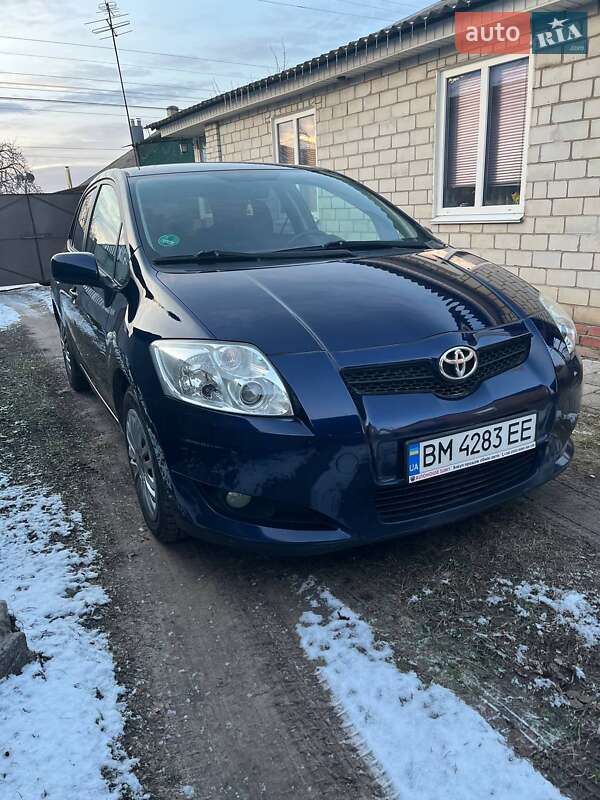 Toyota Auris (2007)