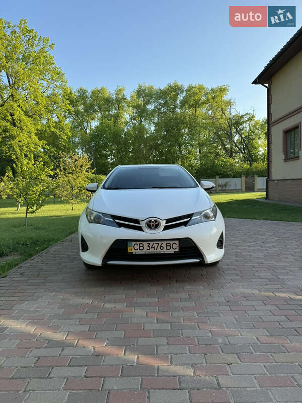 Toyota Auris (2013)