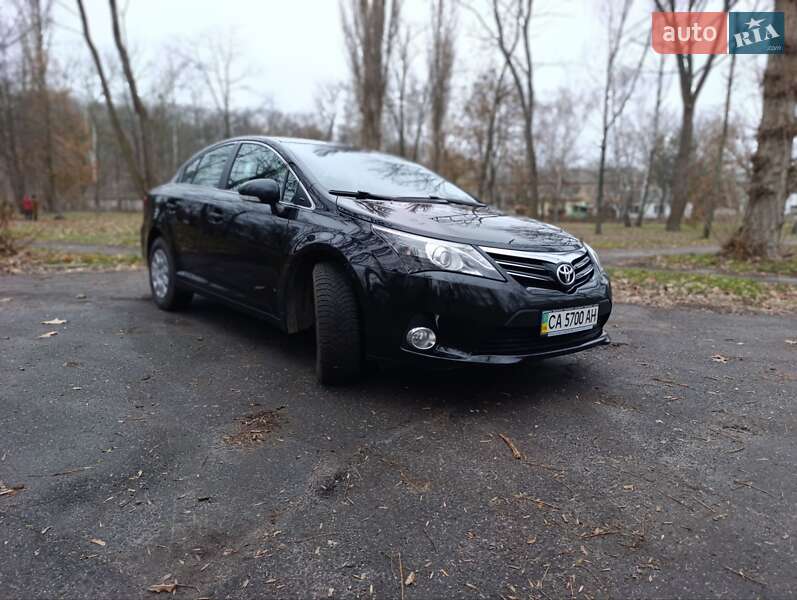 Toyota Avensis (2014)