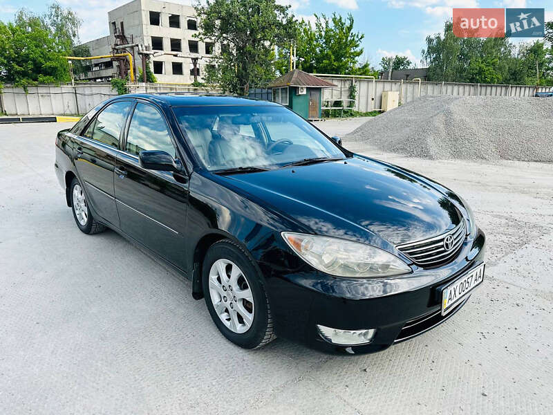 Toyota Camry (2006)