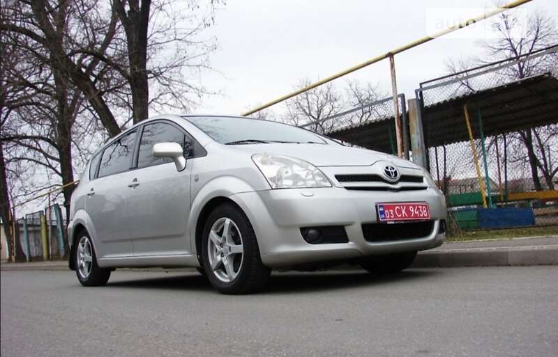 Toyota Corolla verso (2006)