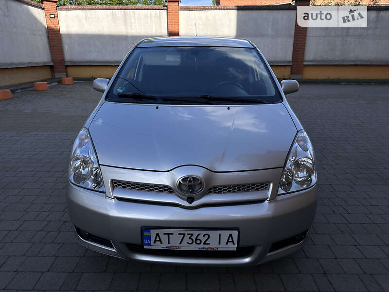 Toyota Corolla verso (2007)