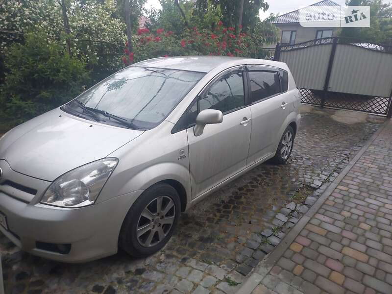 Toyota Corolla verso (2006)