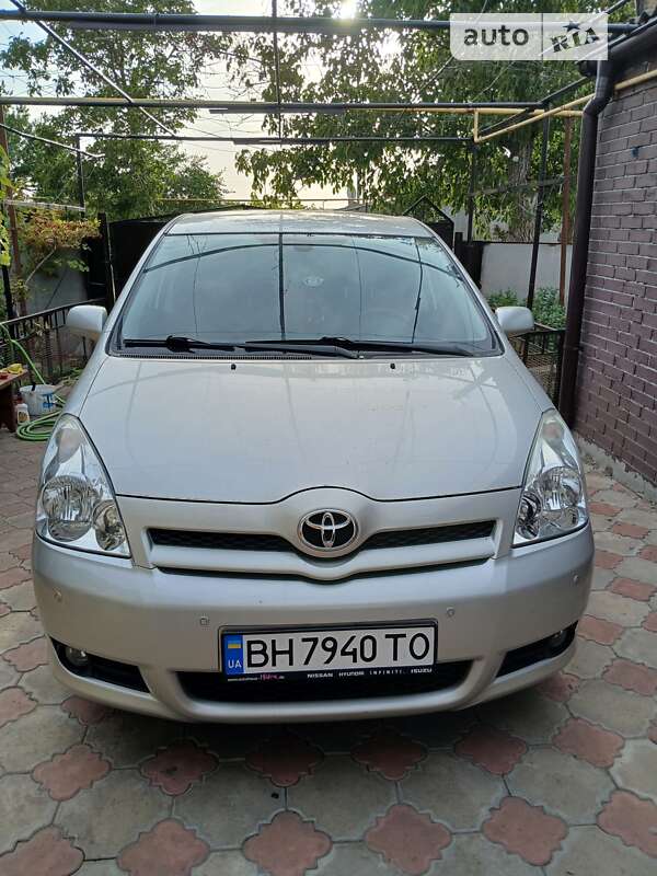 Toyota Corolla verso (2006)
