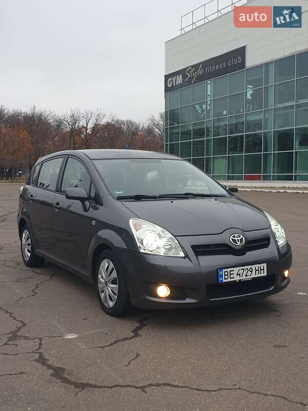 Toyota Corolla verso (2007)