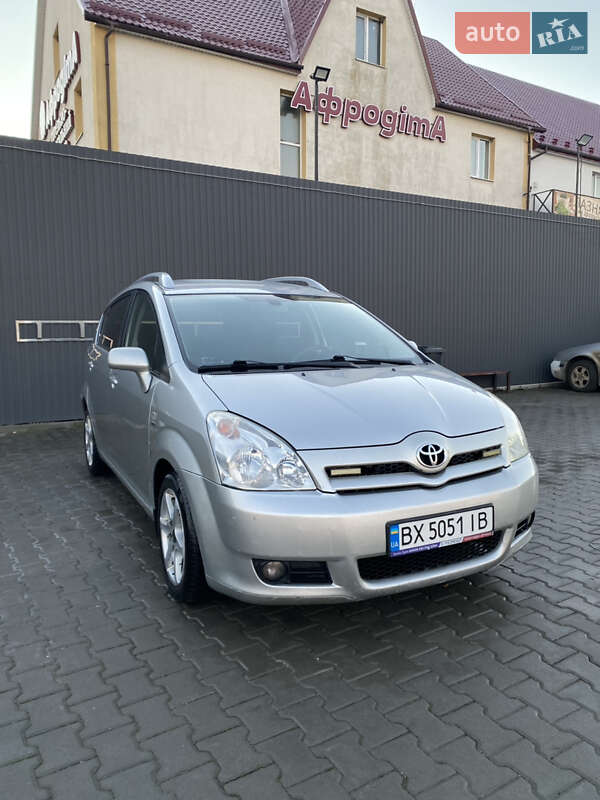 Toyota Corolla verso (2005)