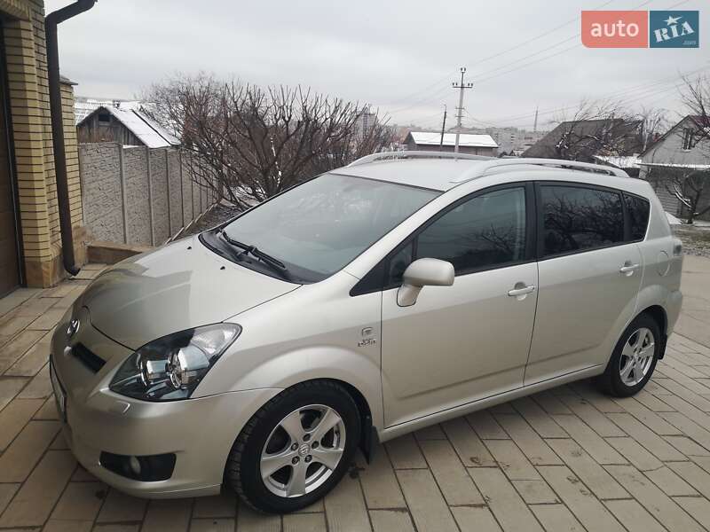 Toyota Corolla verso (2008)