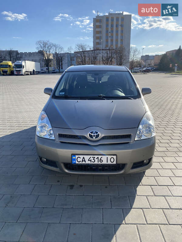 Toyota Corolla verso (2006)