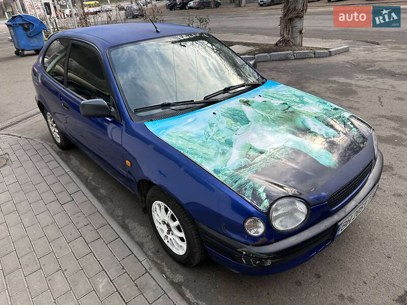 Toyota Corolla (1998)