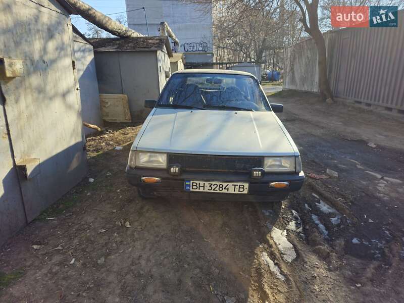 Toyota Corolla (1985)