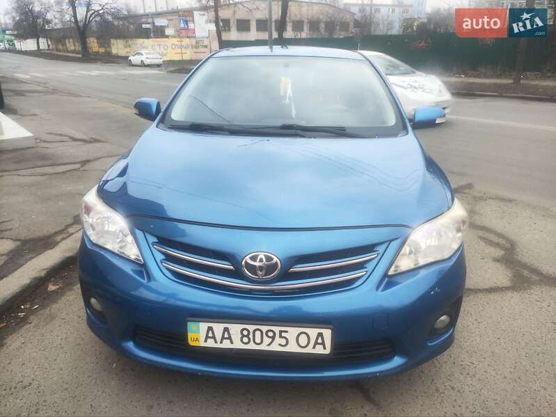 Toyota Corolla (2011)