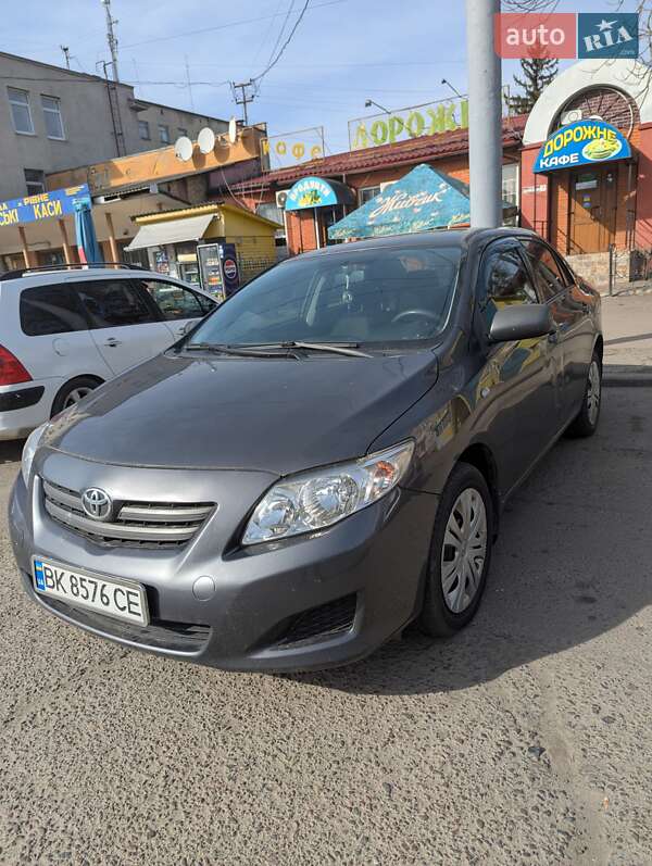 Toyota Corolla (2008)