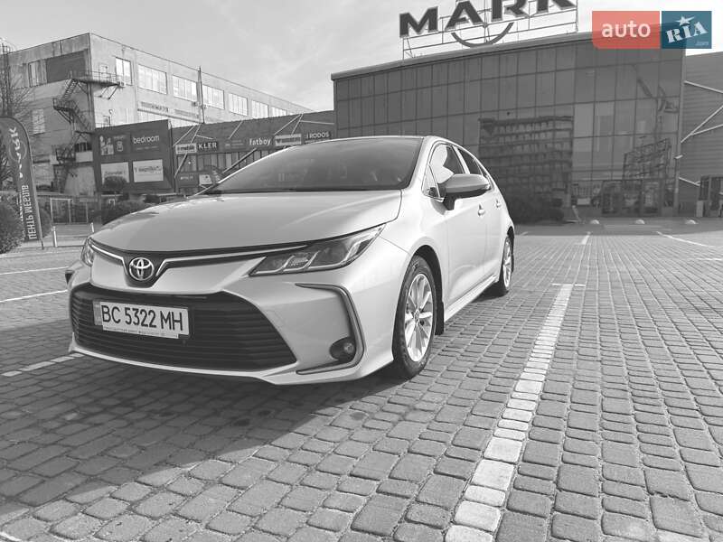 Toyota Corolla (2020)