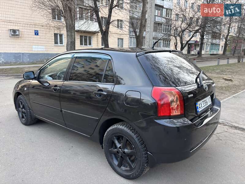 Toyota Corolla (2005)