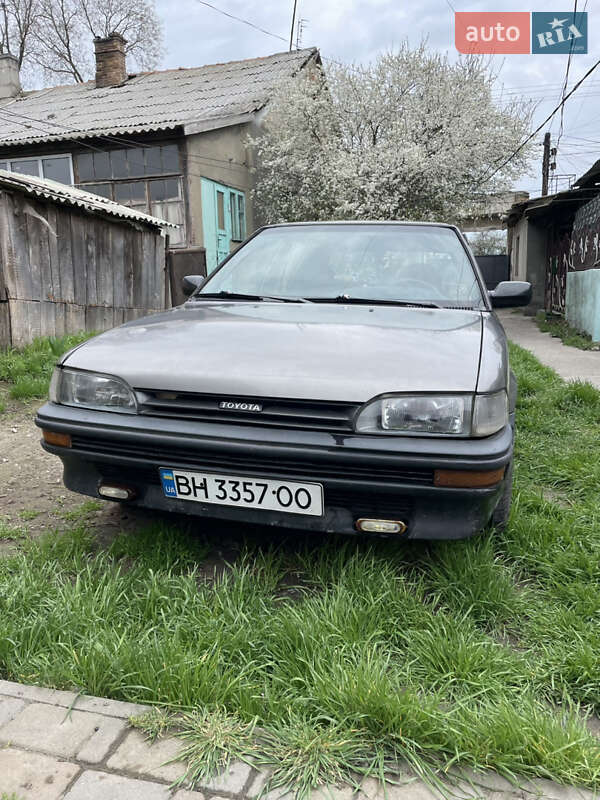 Toyota Corolla (1987)