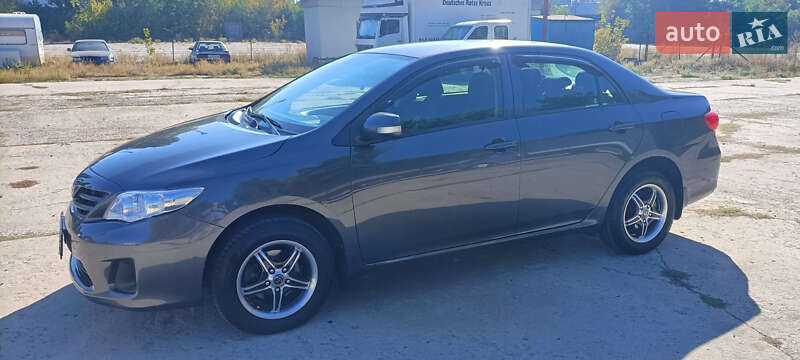 Toyota Corolla (2013)