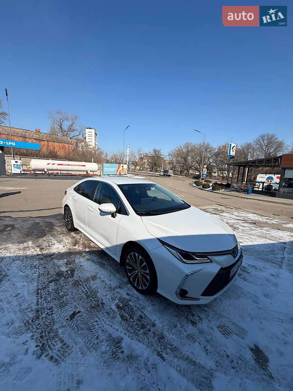 Toyota Corolla (2023)