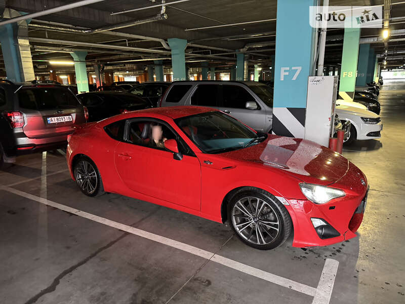 Toyota Gt 86 (2012)