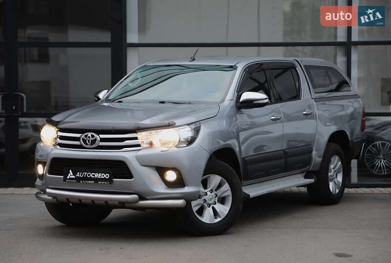 Toyota Hilux (2016)