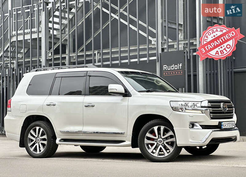 Toyota Land cruiser (2015)