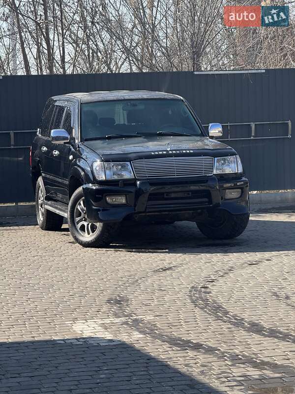 Toyota Land cruiser (2001)