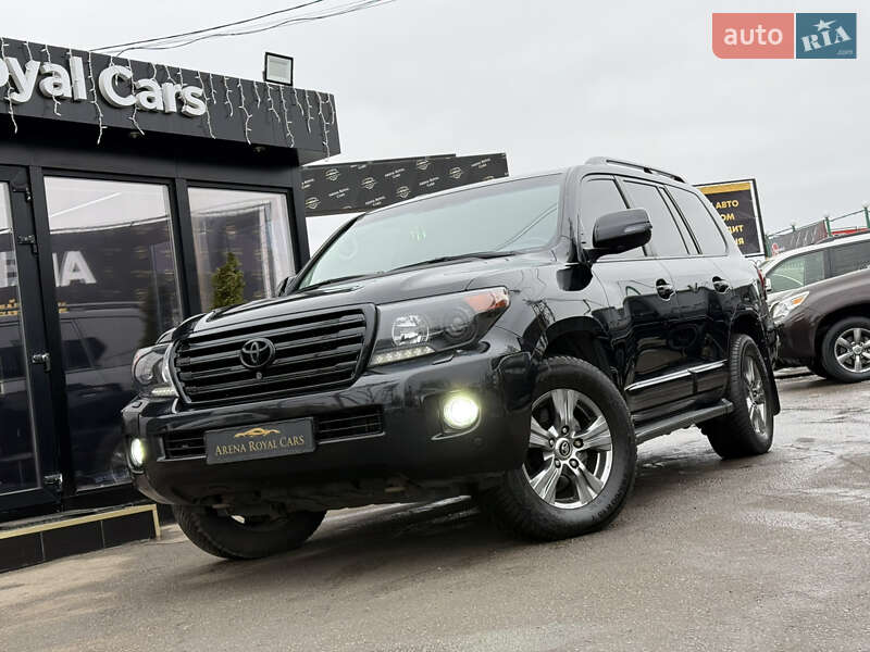 Toyota Land cruiser (2013)