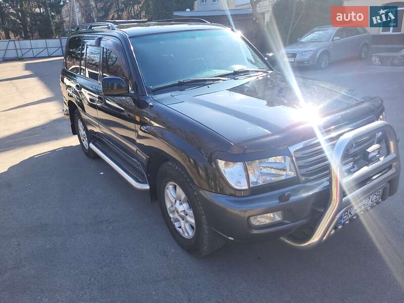 Toyota Land cruiser (2005)