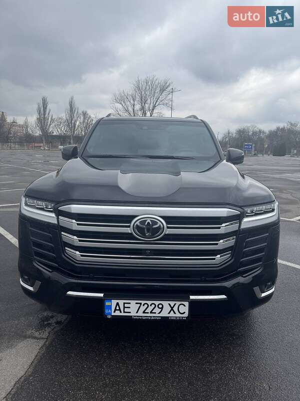 Toyota Land cruiser (2023)