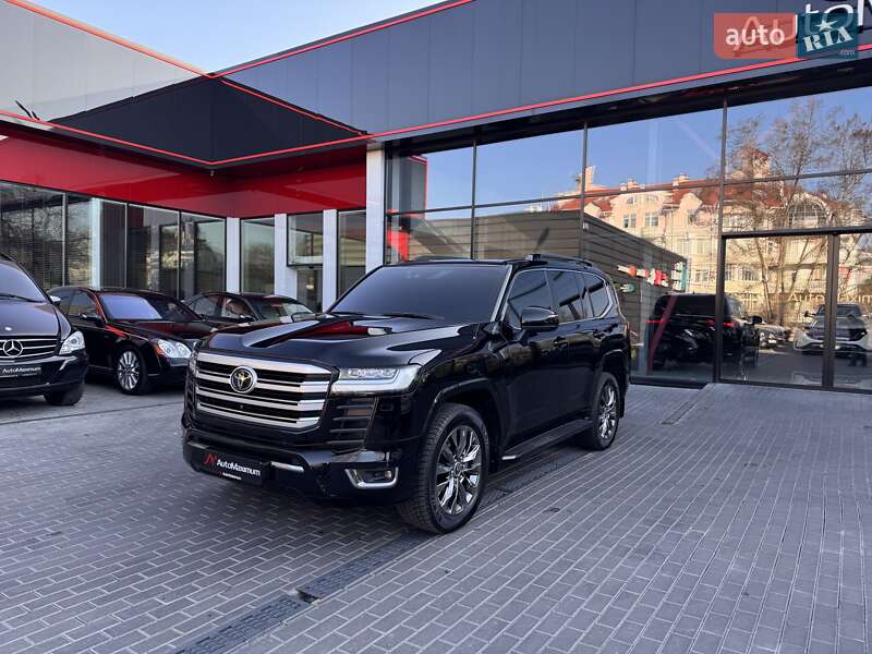 Toyota Land cruiser (2021)