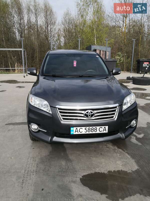 Toyota Rav4 (2012)