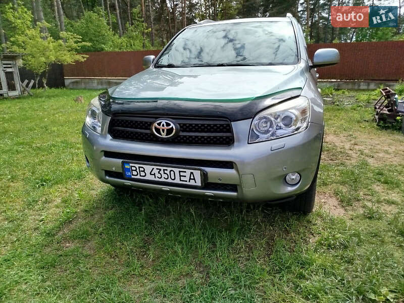 Toyota Rav4 (2007)