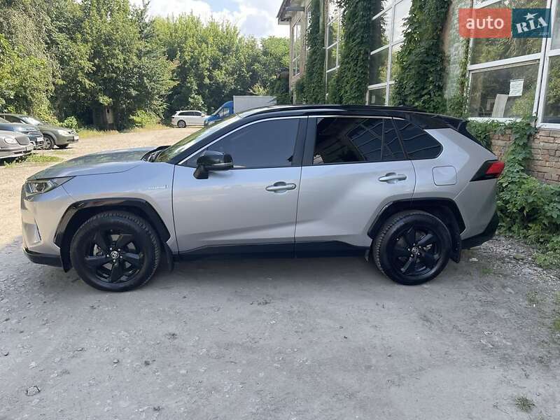 Toyota Rav4 (2021)