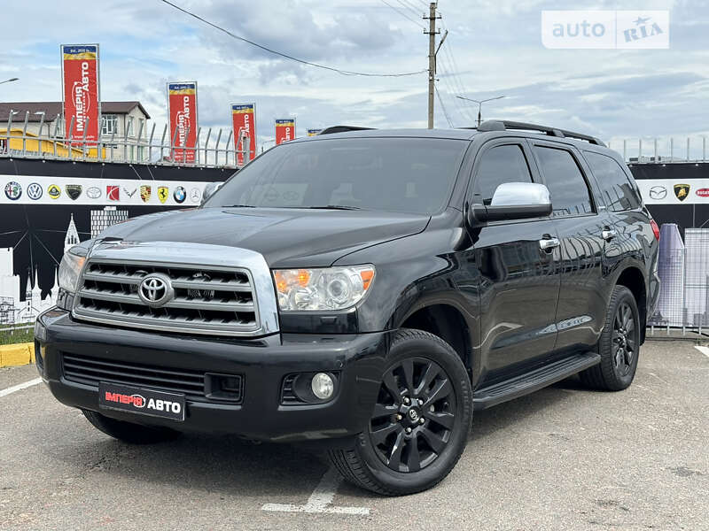 Toyota Sequoia (2016)
