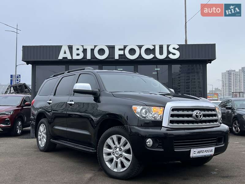 Toyota Sequoia (2010)