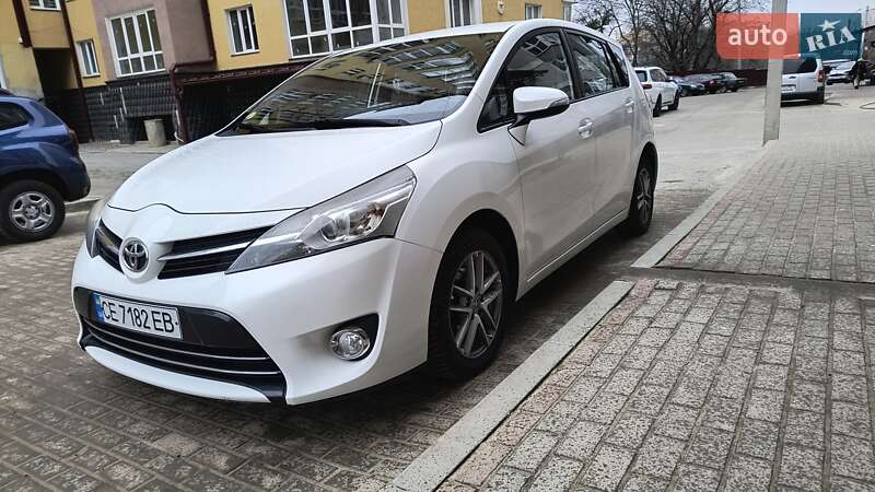 Toyota Verso (2015)