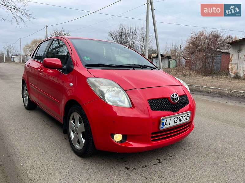 Toyota Yaris (2007)
