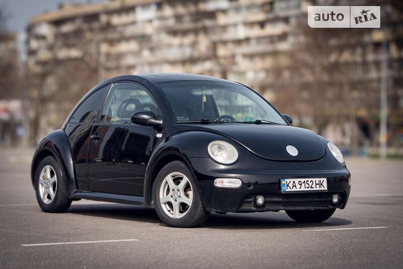 Volkswagen New beetle (2002)