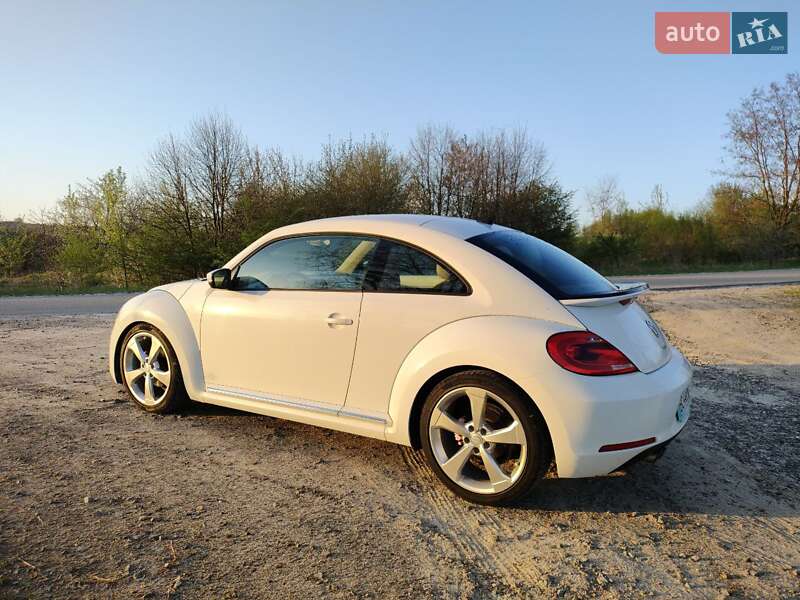 Volkswagen Beetle (2015)