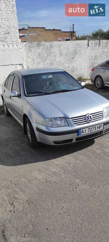 Volkswagen Bora (2001)